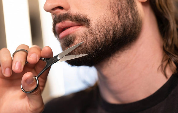 Kleines 1×1 der Bartpflege: So bekommst du einen perfekt gepflegten Vollbart